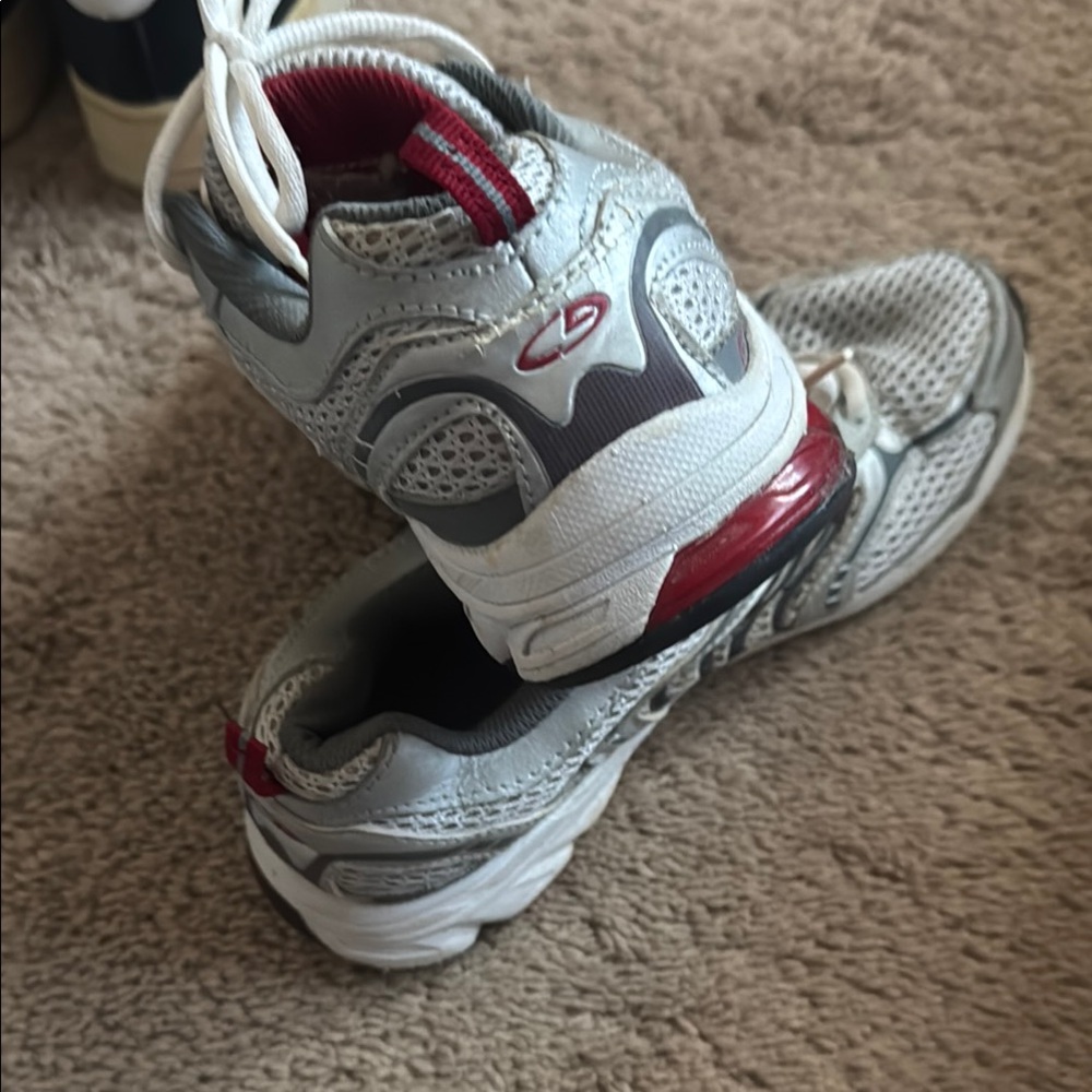 Gray and Red Athletic Shoes with Layered Design